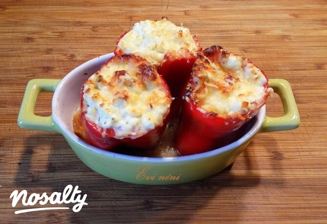 Töltött paprika Évi nénitől