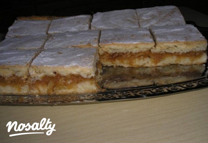 Mama almás pitéje