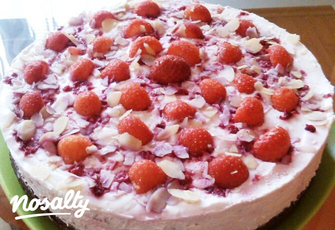 Mascarponés epertorta ahogy Rozália készíti
