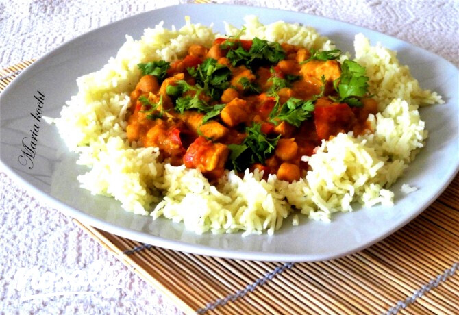 Csicseriborsós-lencsés csirkecurry