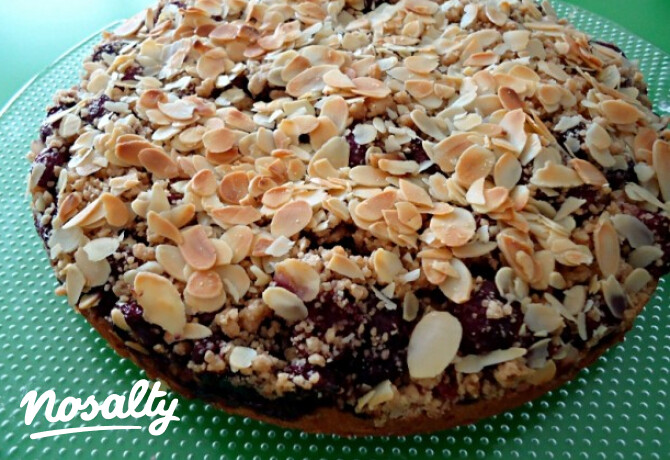 Mandulás-cseresznyés pite