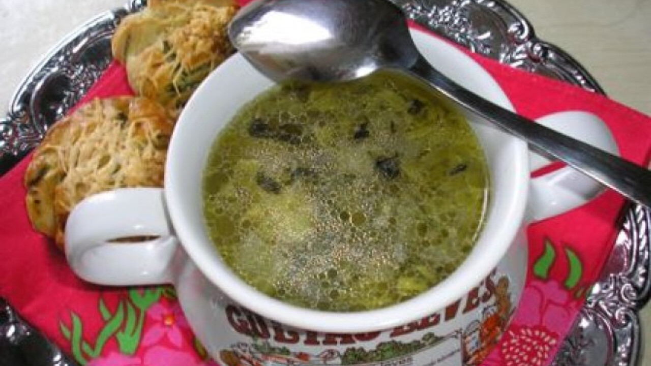 Zöldfűszeres burgonyaleves