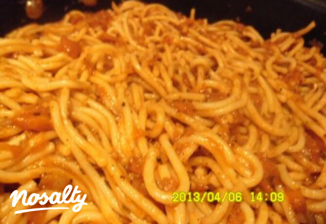 Paradicsomos-sárgarépás spagetti