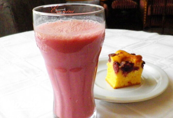 Epres-banános smoothie Évi nénitől