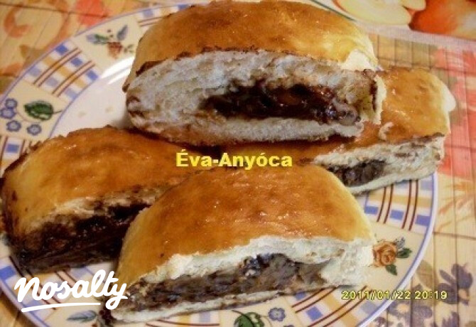 Gesztenyés-étcsokis kelt tészta