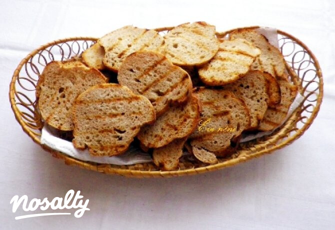 Hagymás kenyérchips