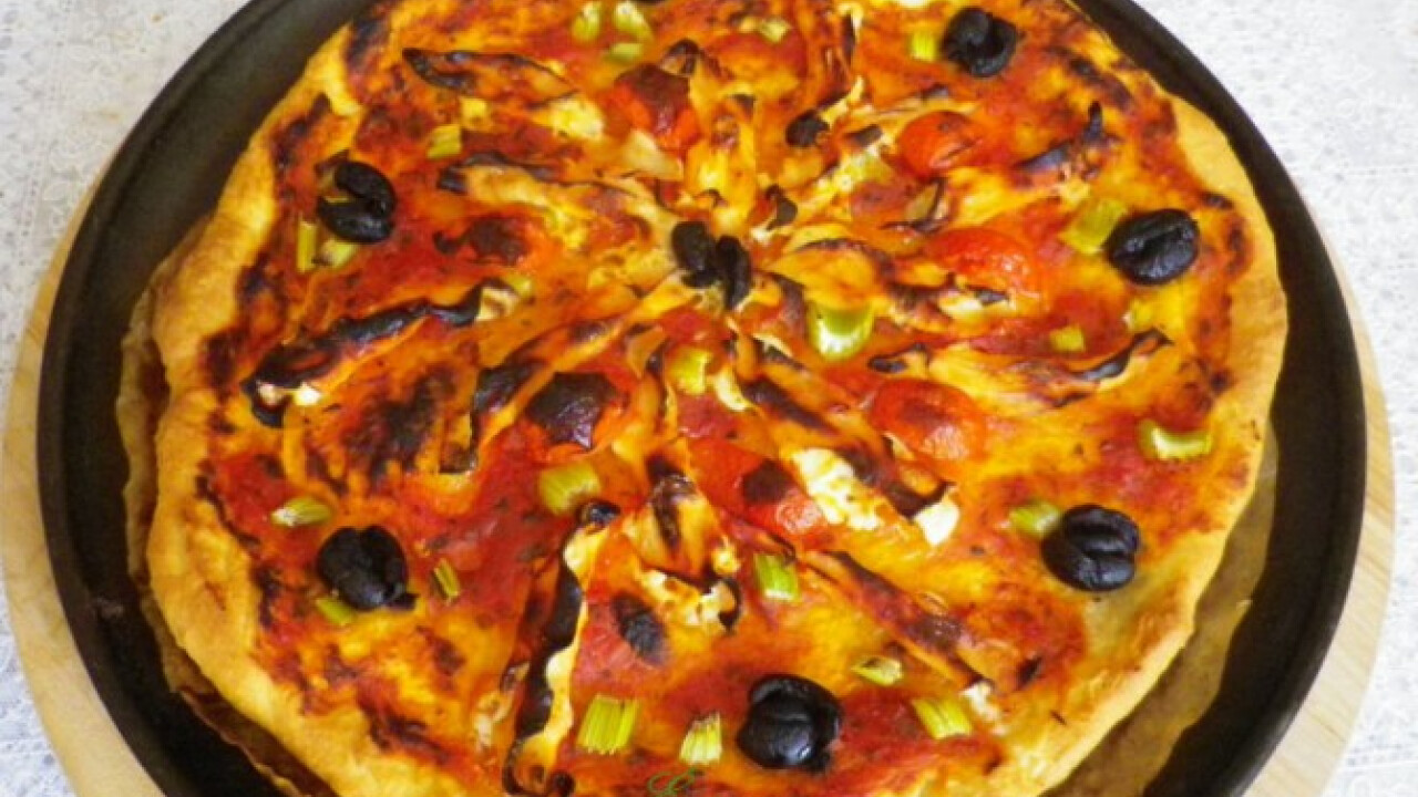 Mascarponés-sonkás pizza