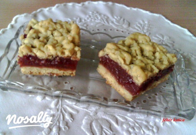 Zselés-szilvás pite
