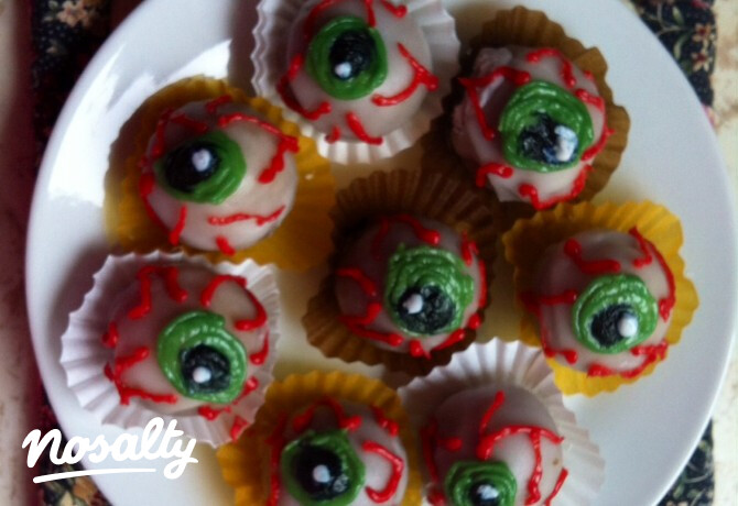 Halloween szemek