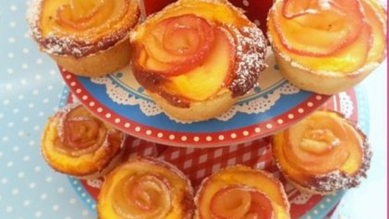 Túrós almarózsa muffin