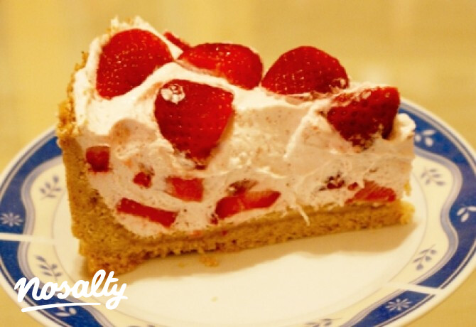 Epres joghurttorta Lolli konyhájából
