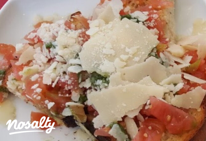 Parmezános-paradicsomos bruschetta
