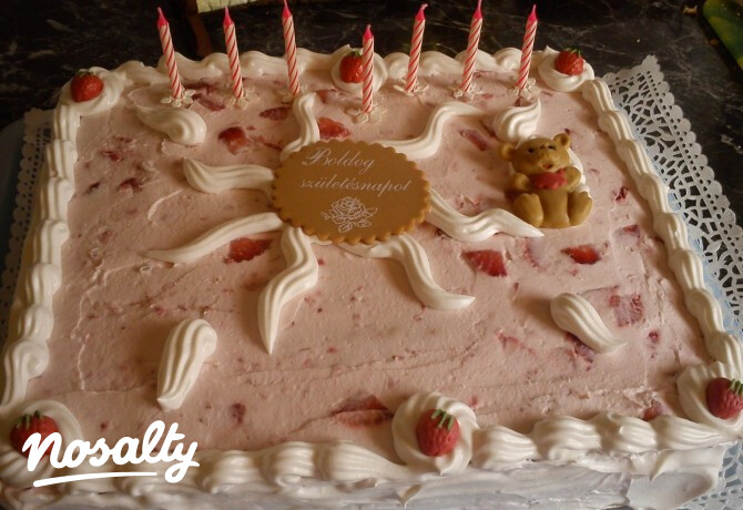 Epres-mascarponés-tejszínhabos torta