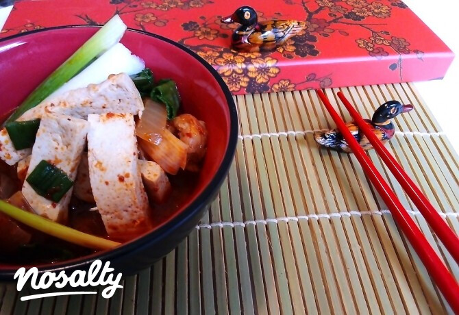 Koreai kimchipörkölt - Kimchi jiggae