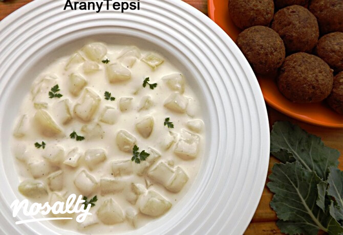 Tejfölös karalábéfőzelék Andi konyhájából
