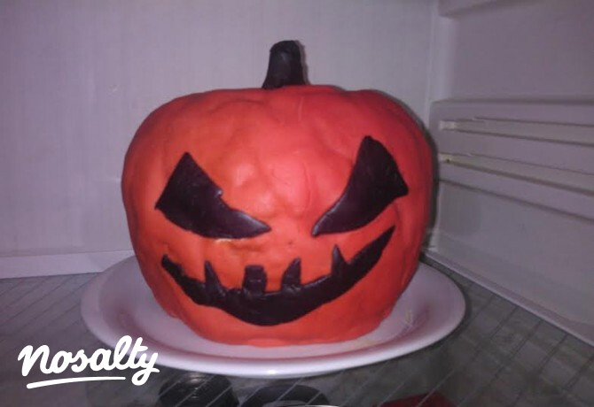 Halloweeni torta