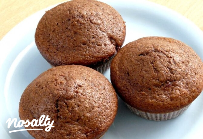 Meggyes-kakaós muffin nádcukorral