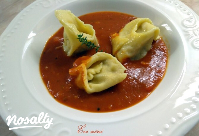 Sültcsirkés-mozzarellás ravioli