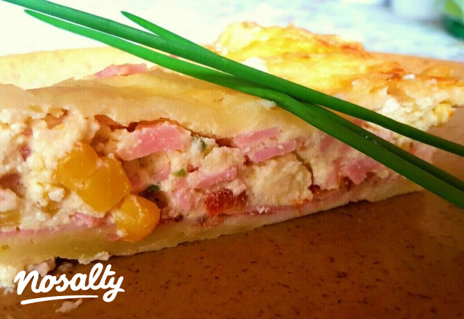Sajtos-húsos quiche