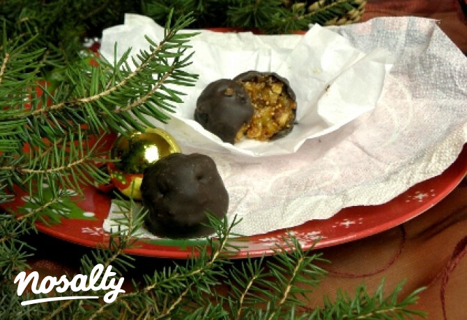 Aszalt fügés-sárgabarackos bonbon