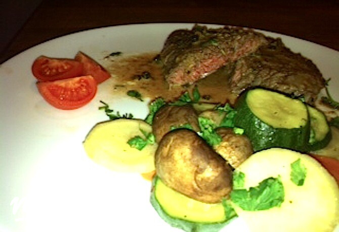 Borjúszelet párolt zöldséggel