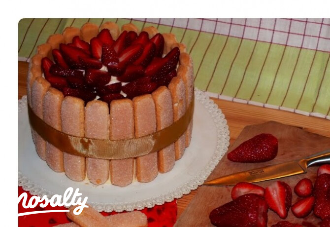 Fehér csokis epres spirál torta