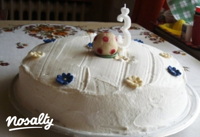 Csokoládés-vaníliás krémtorta tészta nélkül