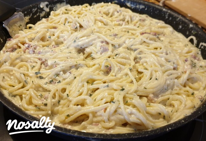 Spagetti Carbonara felturbózva