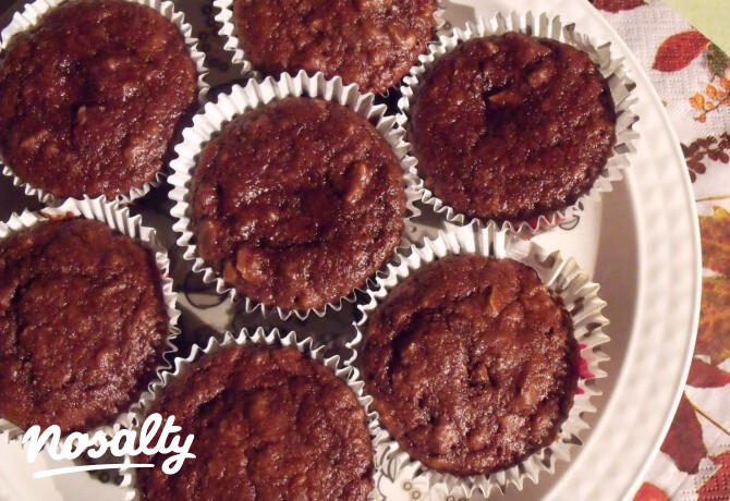 Csokoládés-meggyes-diós muffin