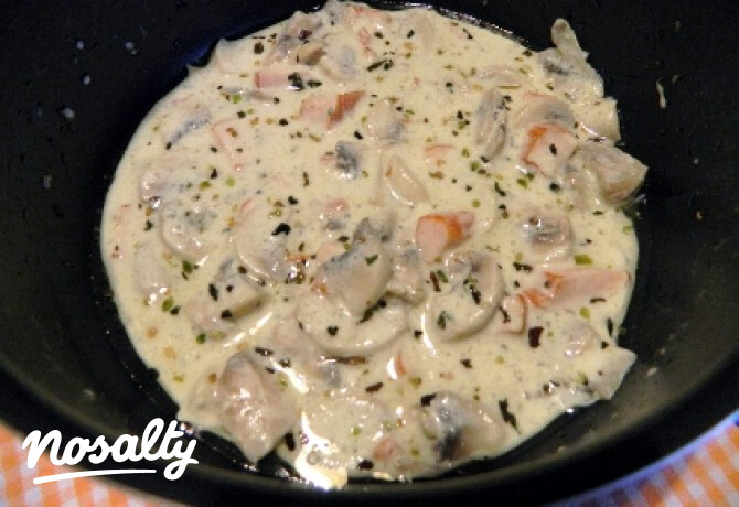 Tejfölös spagettiszósz