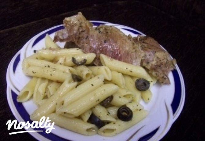 Agnello alle olive (Olívás báránysült)