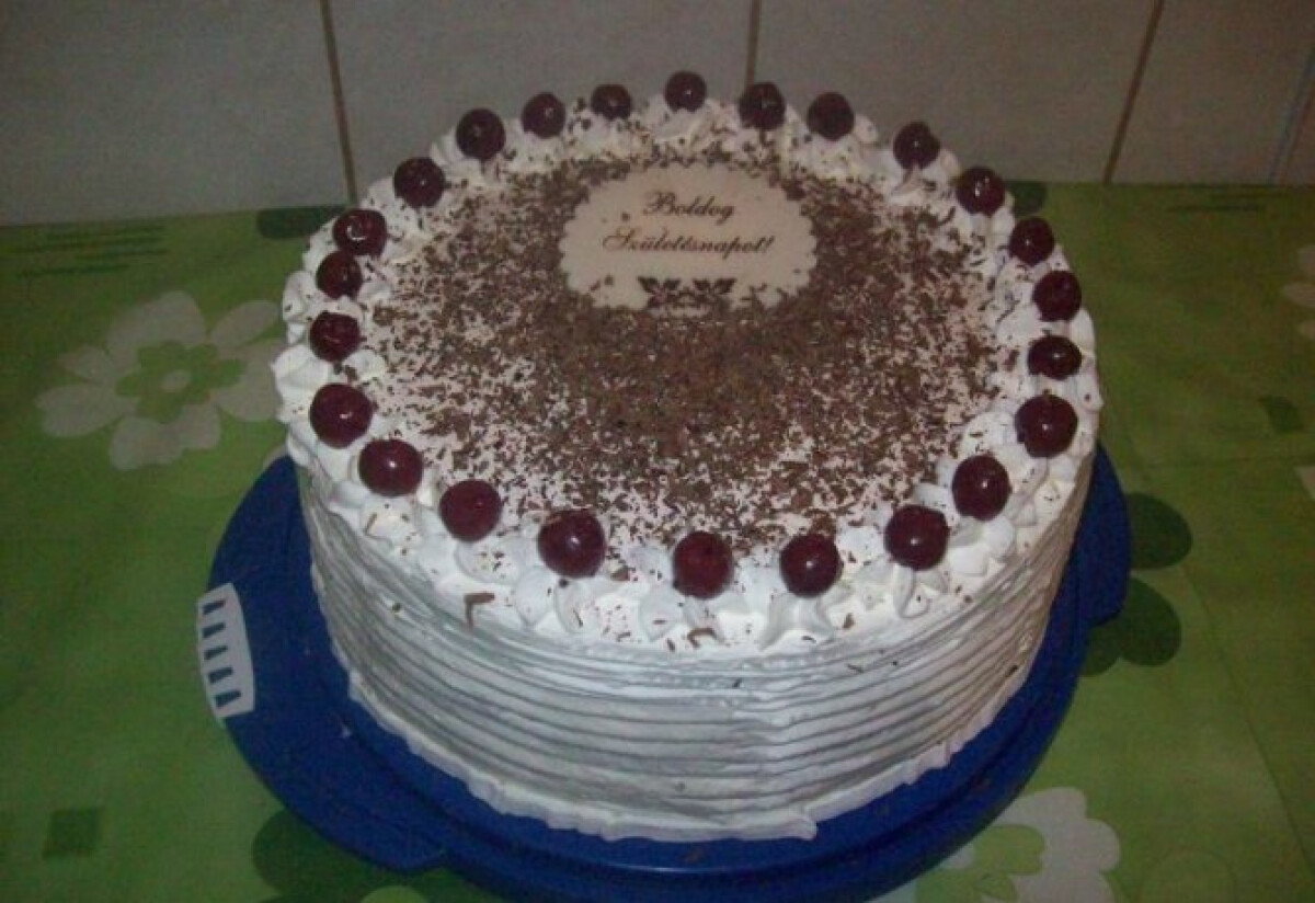 Feketeerdő-torta Mana konyhájából-image