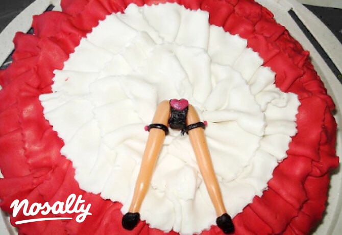 Kánkán szoknyás torta