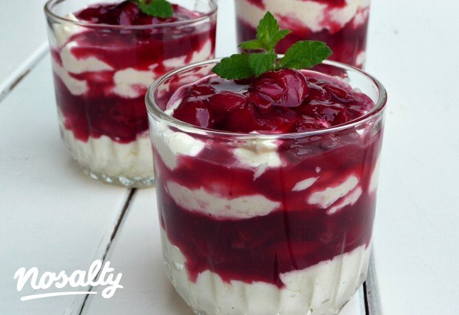 Csokoládés mousse meggyel