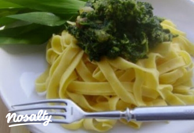 Spenótos tagliatelle