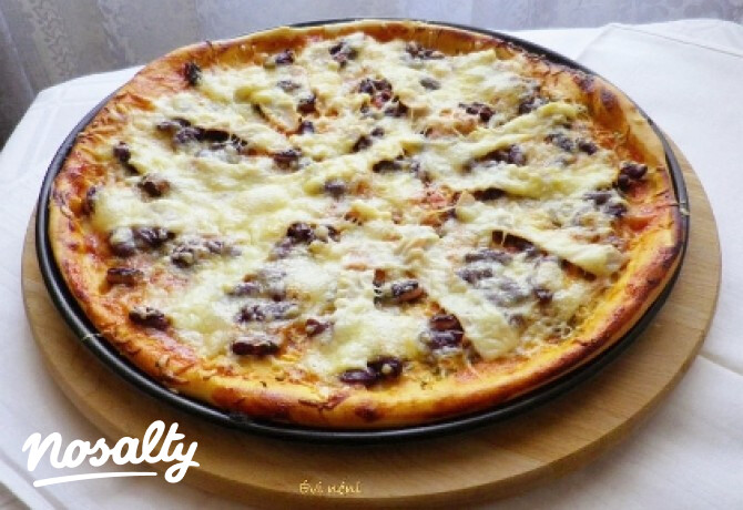 Babos-sonkás pizza