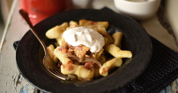 Hagymas Baconos Nudli Nosalty