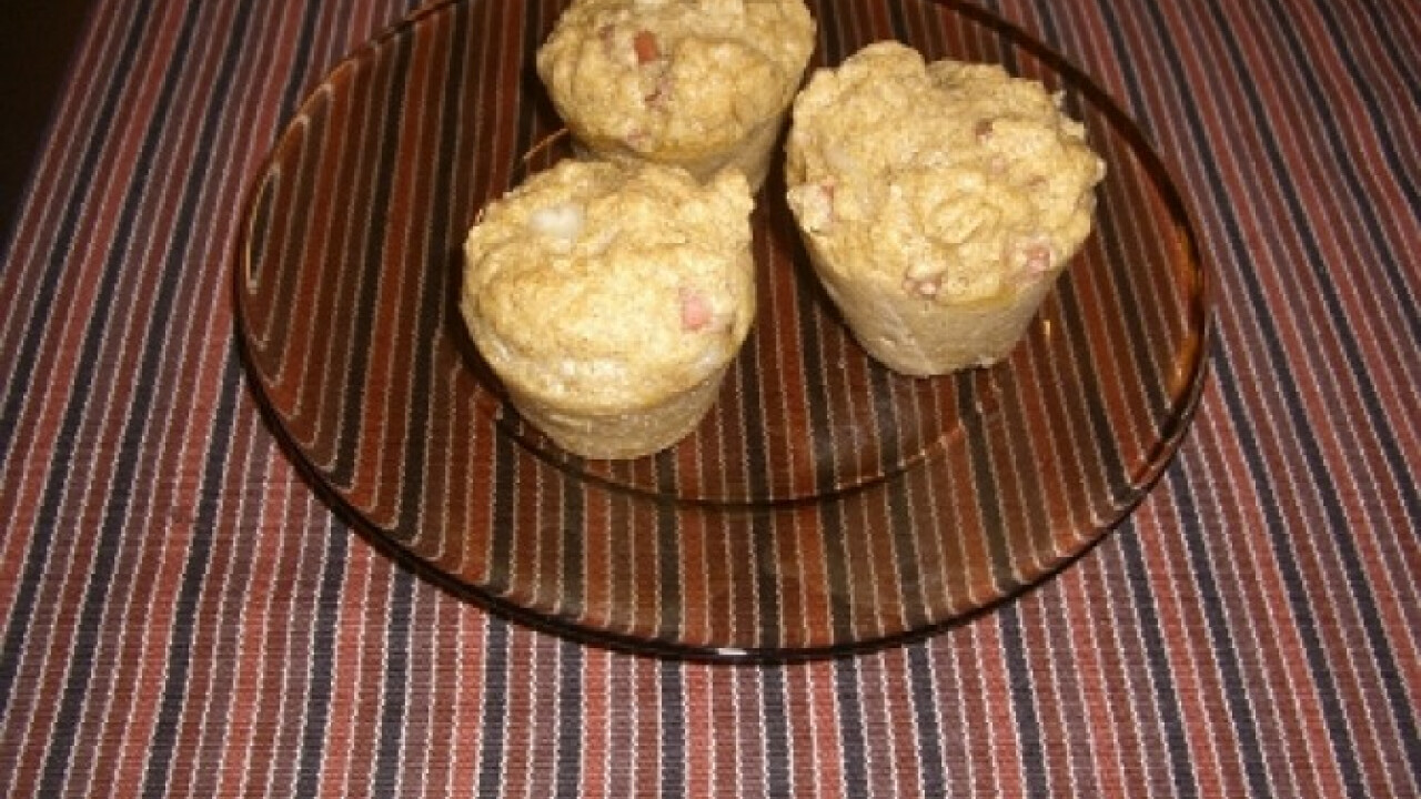 Reform sajtos-sonkás muffin