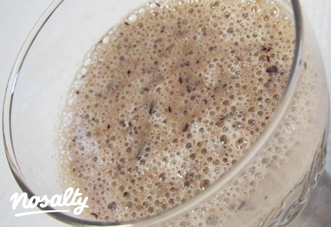 Áfonyás-banános smoothie
