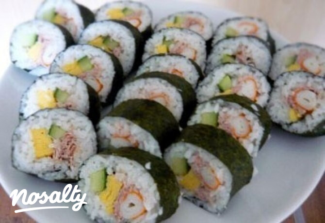 Tonhal sushi 2. - rákkal, tojással, uborkával