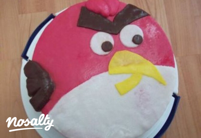 Oroszkrém torta Angry Birds rajongóknak