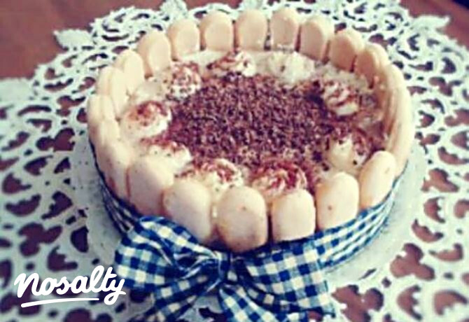 Jegeskávé krémes gesztenyetorta