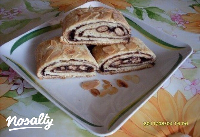 Étcsokoládés kelt csiga - Anyóca módra