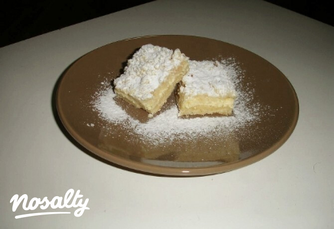 Morzsás túrós pite