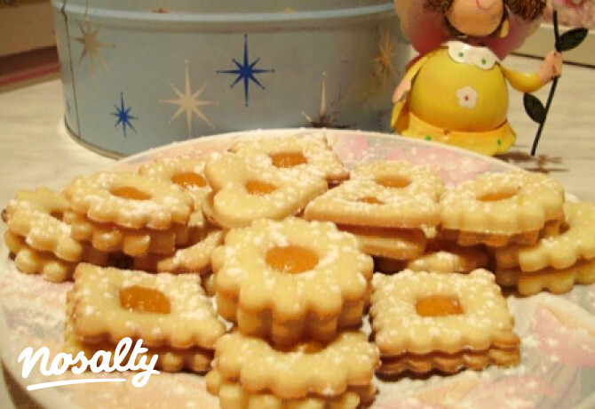 Őszibaracklekváros linzer