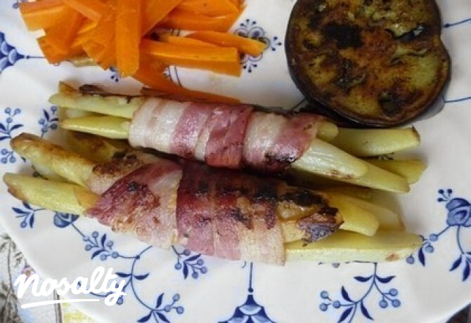 Zöldbab baconba csomagolva