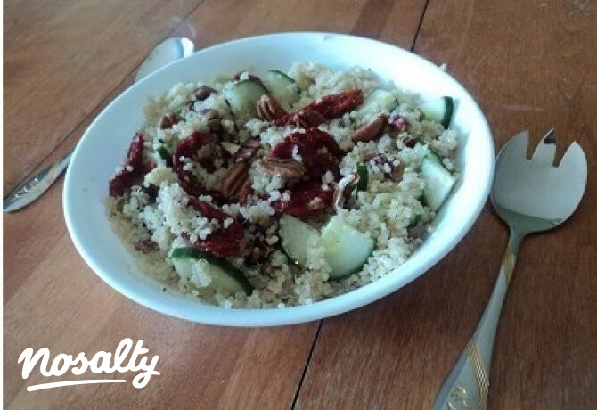 Quinoa saláta pisztáciával