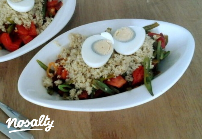 Chorizo zöldségekkel és quinoával