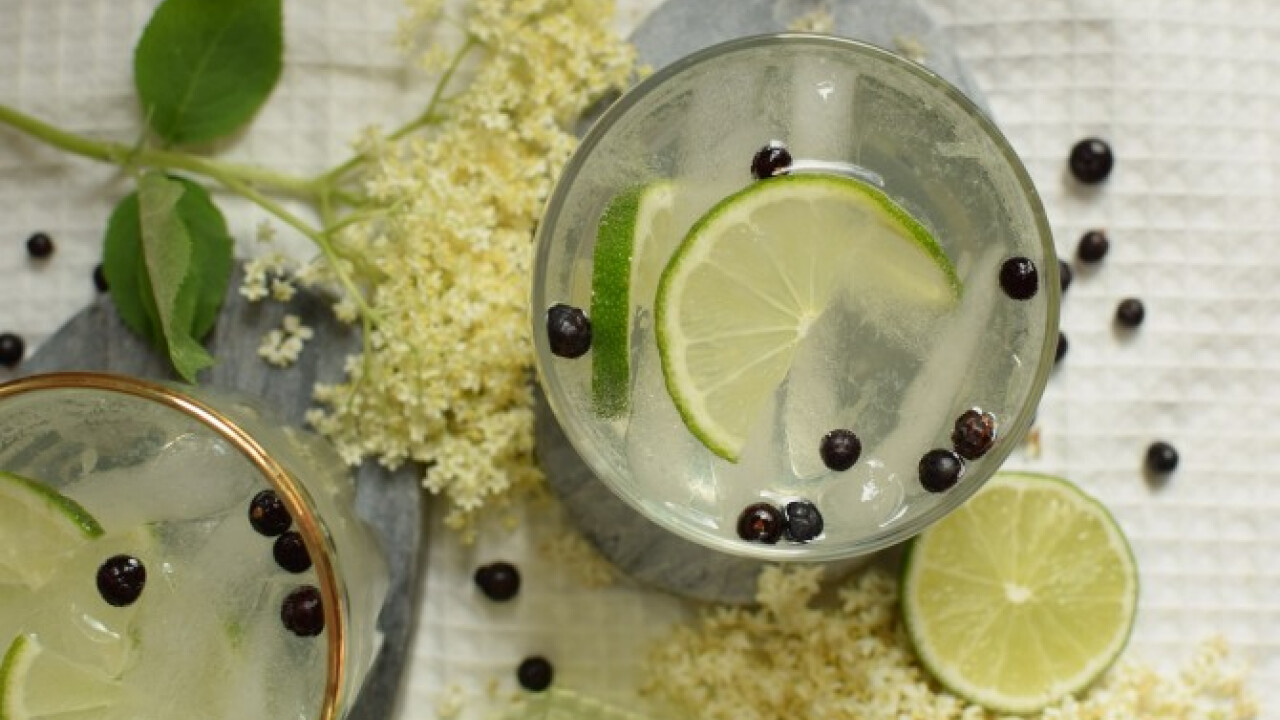 Bodzás gin tonic
