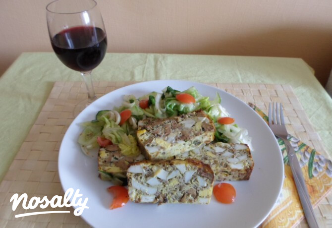Csirkemájas-tojásos szelet